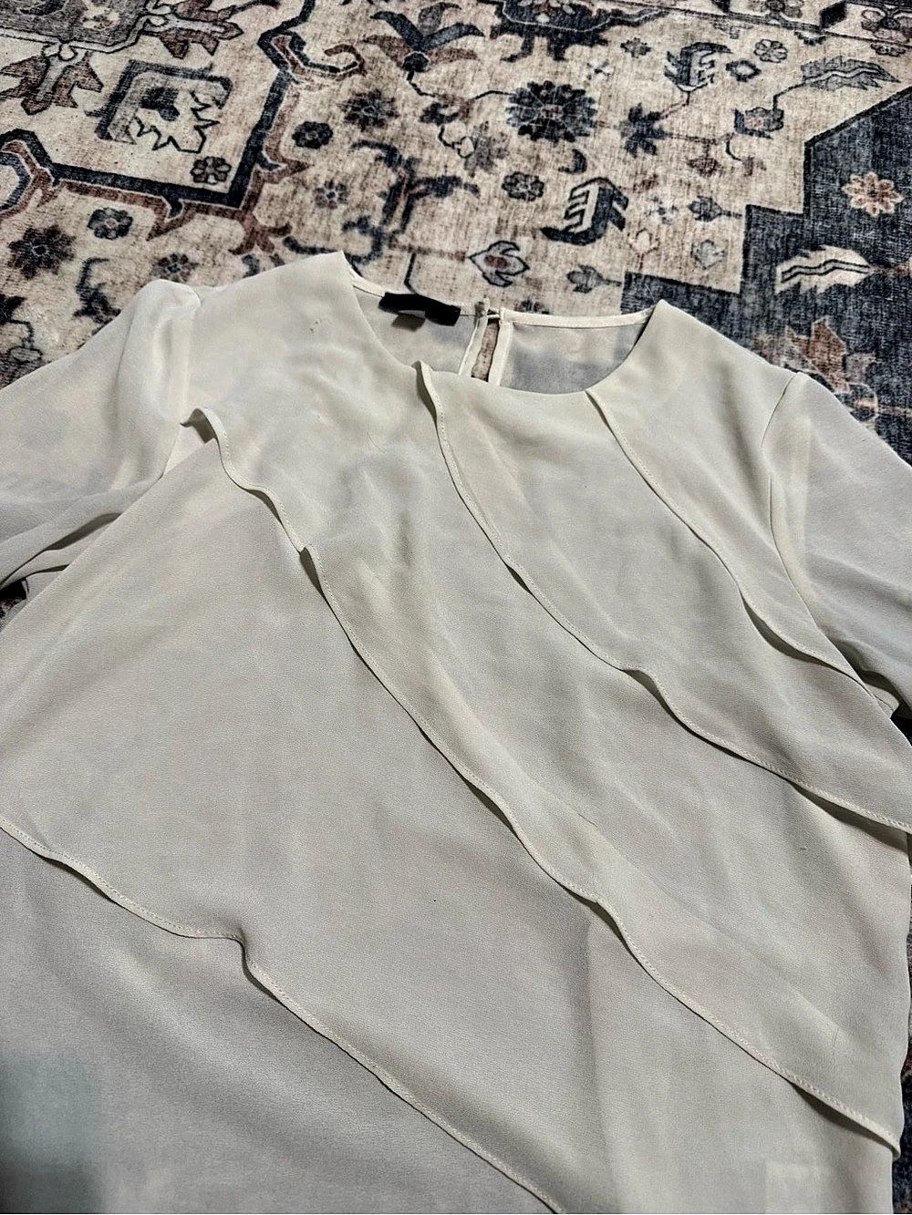 Eli Smith Layered Asymmetrical Blouse in White Size Medium